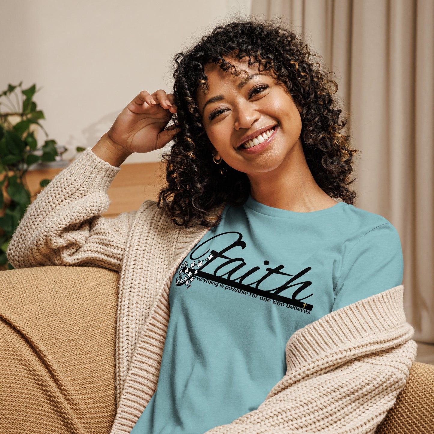 Women's Relaxed T-Shirt FAITH