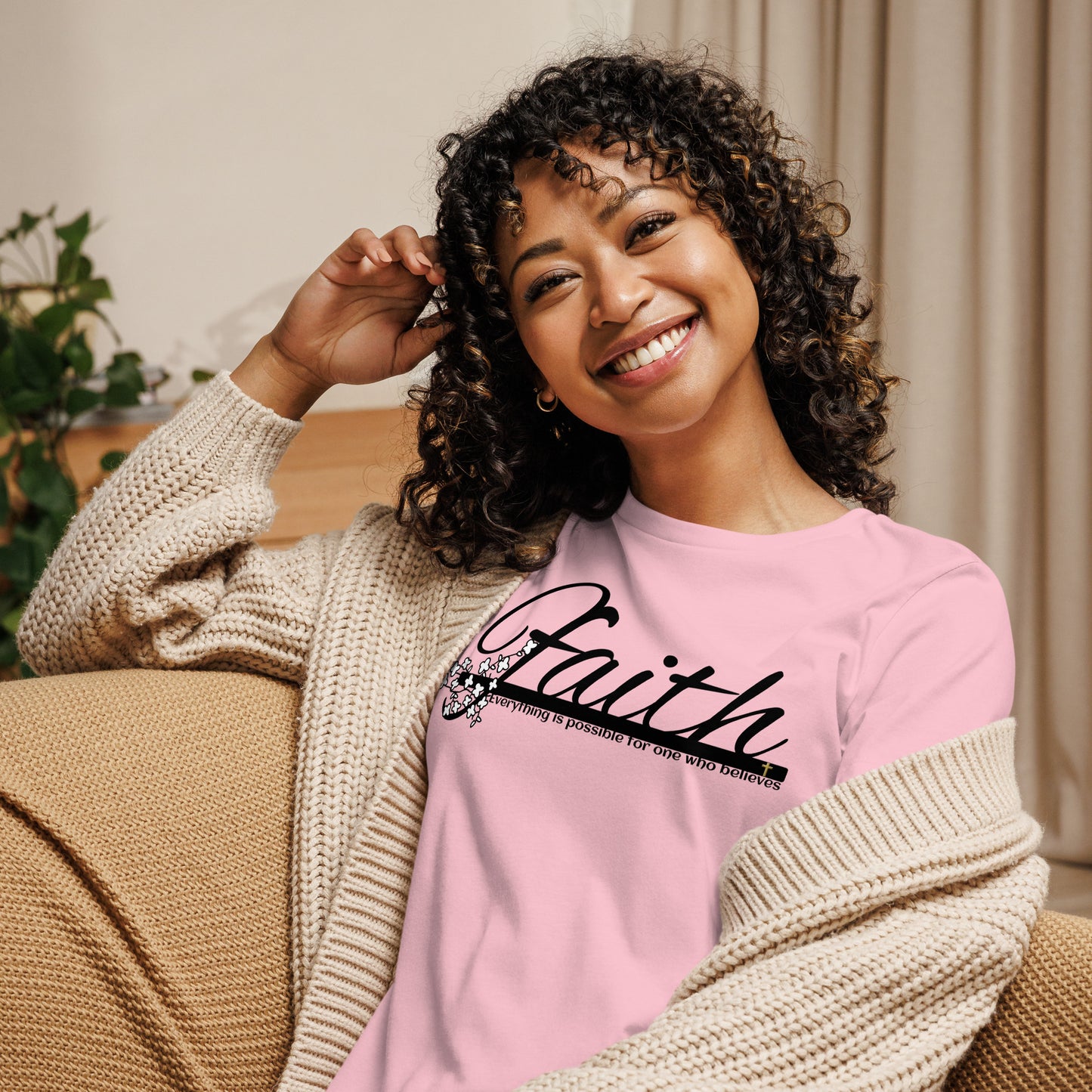 Women's Relaxed T-Shirt FAITH